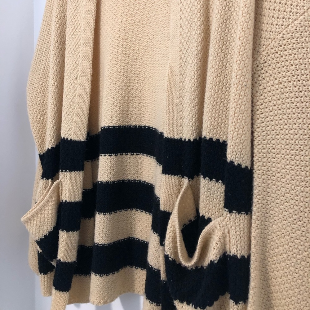 Stripped Cardigan - Picture 3 of 3